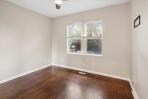 Tiny photo for 3923 W Ainslie Street #1E, Chicago, IL 60625 (MLS # 12734249)