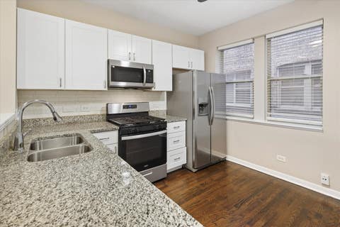 Tiny photo for 3923 W Ainslie Street #1E, Chicago, IL 60625 (MLS # 12734249)