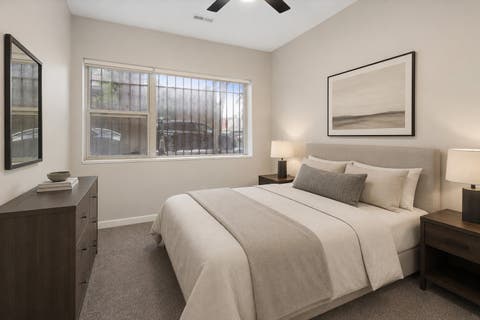 Tiny photo for 3923 W Ainslie Street #1E, Chicago, IL 60625 (MLS # 12734249)