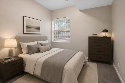 Tiny photo for 3923 W Ainslie Street #1E, Chicago, IL 60625 (MLS # 12734249)
