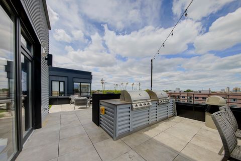 Tiny photo for 1131 W Winona Street #104, Chicago, IL 60640 (MLS # 12525146)