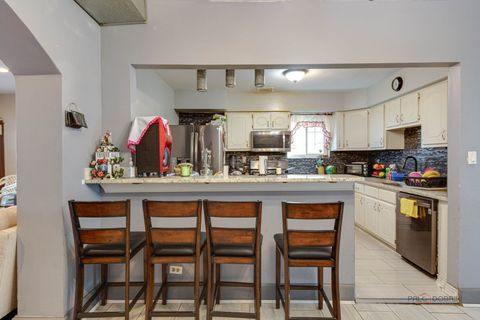 Tiny photo for Chicago, IL 60651 (MLS # 12648045)
