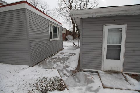 Tiny photo for 10030 S Luella Avenue, Chicago, IL 60617 (MLS # 12534452)
