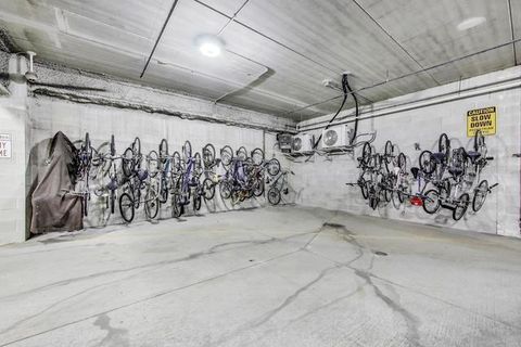 Tiny photo for 170 N Northwest Highway #410, Park Ridge, IL 60068 (MLS # 12501332)