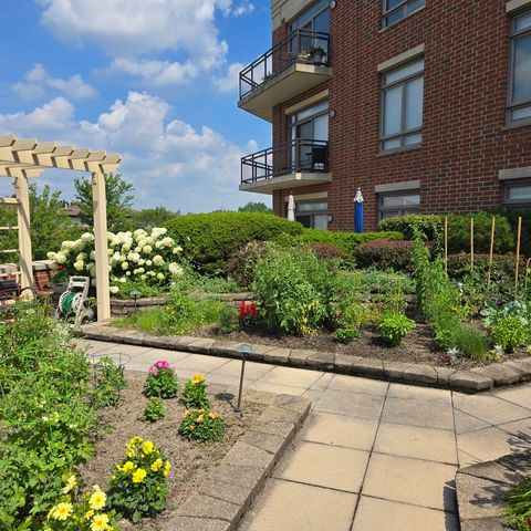 Tiny photo for 170 N Northwest Highway #410, Park Ridge, IL 60068 (MLS # 12501332)