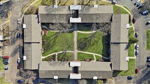 Tiny photo for 2620 N Windsor Drive #204, Arlington Heights, IL 60004 (MLS # 12578776)