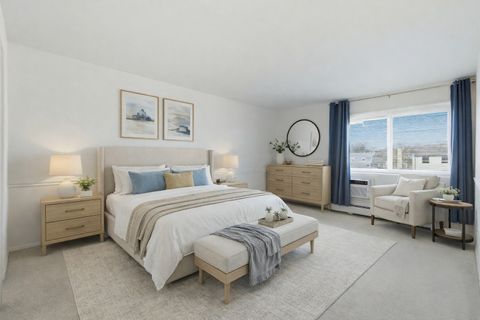 Tiny photo for 2620 N Windsor Drive #204, Arlington Heights, IL 60004 (MLS # 12578776)