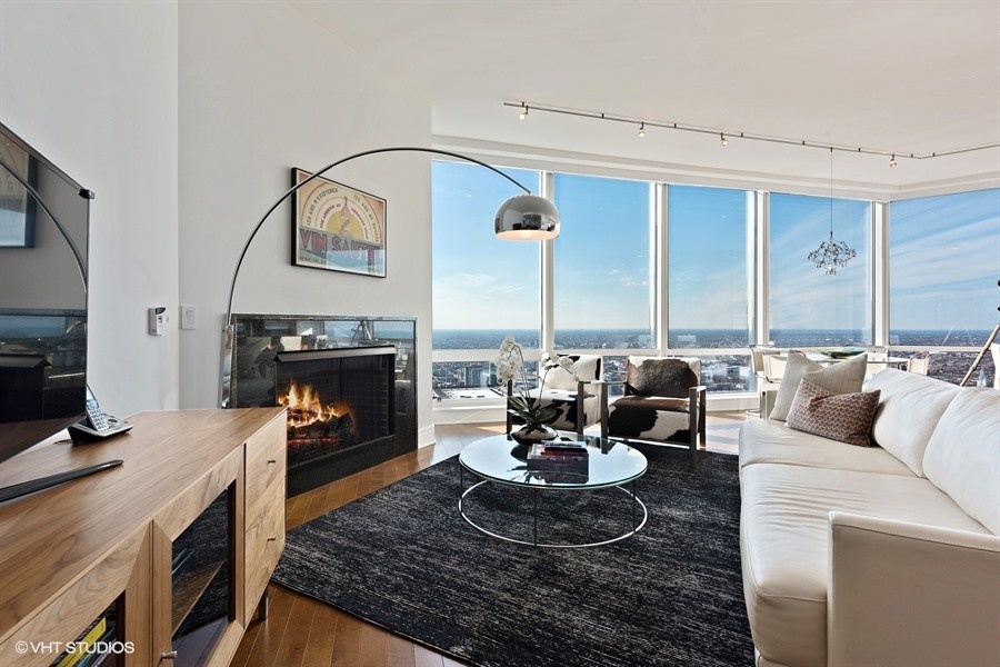 401 N Wabash Avenue 57D