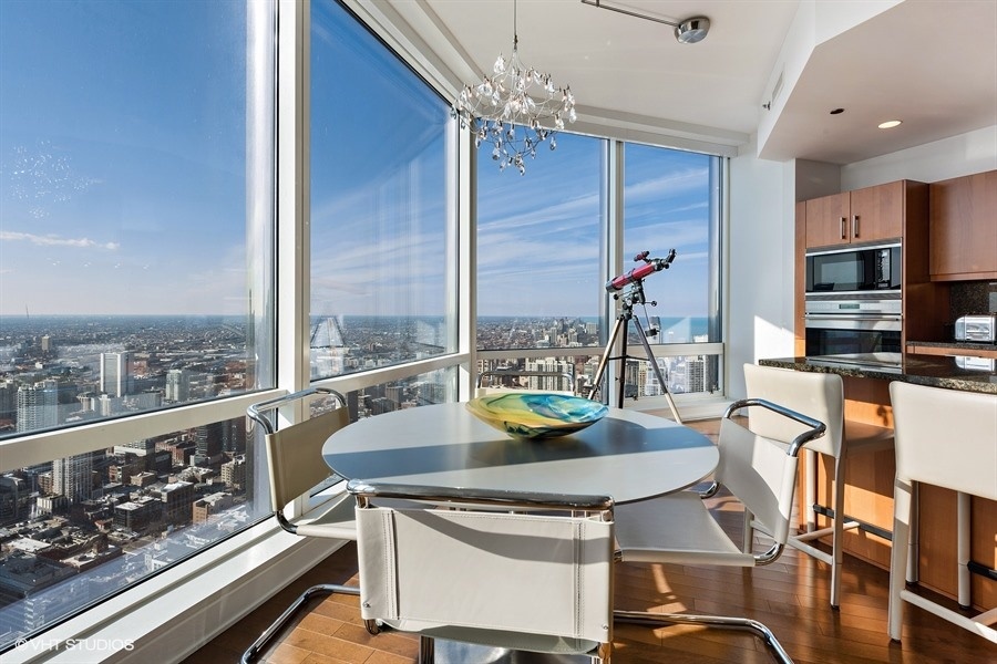 401 N Wabash Avenue 57D