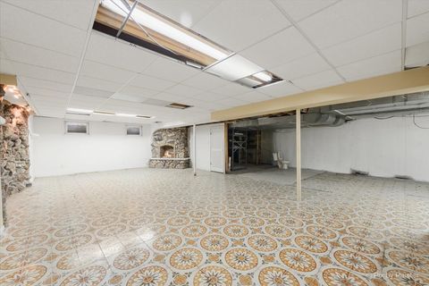 Tiny photo for 274 Timber View Drive, Oak Brook, IL 60523 (MLS # 12530473)