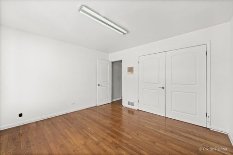 Tiny photo for 274 Timber View Drive, Oak Brook, IL 60523 (MLS # 12530473)