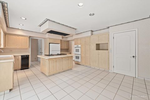 Tiny photo for 274 Timber View Drive, Oak Brook, IL 60523 (MLS # 12530473)