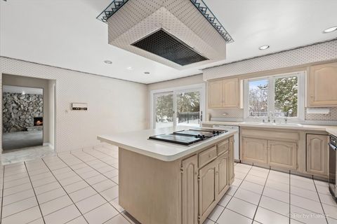 Tiny photo for 274 Timber View Drive, Oak Brook, IL 60523 (MLS # 12530473)