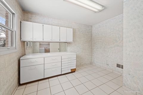 Tiny photo for 274 Timber View Drive, Oak Brook, IL 60523 (MLS # 12530473)