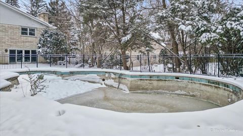 Tiny photo for 274 Timber View Drive, Oak Brook, IL 60523 (MLS # 12530473)