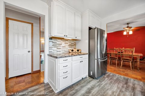 Tiny photo for 2302 Dalewood Parkway, Woodridge, IL 60517 (MLS # 12489026)