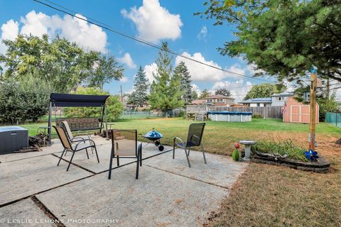 Tiny photo for 2302 Dalewood Parkway, Woodridge, IL 60517 (MLS # 12489026)