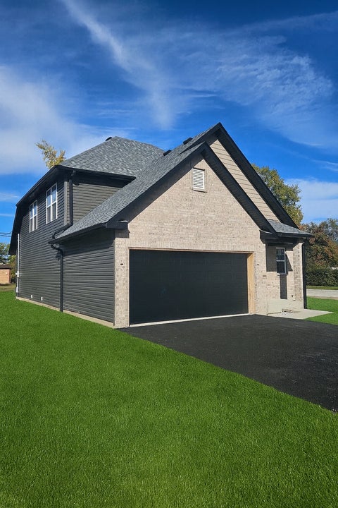 Tiny photo for 738 E 155th Street, Phoenix, IL 60426 (MLS # 12671387)