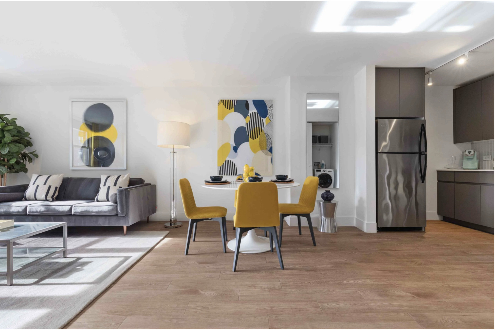 420 W Belmont Avenue 16D-R