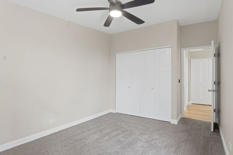 Tiny photo for 5500 Hillcrest Lane #4L, Lisle, IL 60532 (MLS # 12619463)