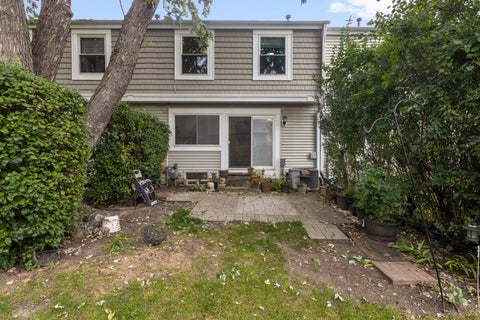Tiny photo for 1990 Oxford Lane, Hoffman Estates, IL 60169 (MLS # 12786809)