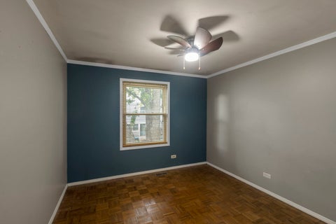 Tiny photo for 1990 Oxford Lane, Hoffman Estates, IL 60169 (MLS # 12786809)