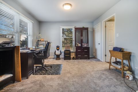 Tiny photo for 133 Rivershire Lane, Lincolnshire, IL 60069 (MLS # 12584158)