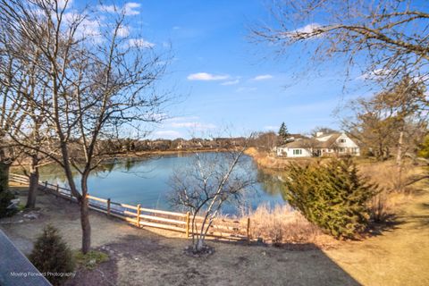 Tiny photo for 133 Rivershire Lane, Lincolnshire, IL 60069 (MLS # 12584158)