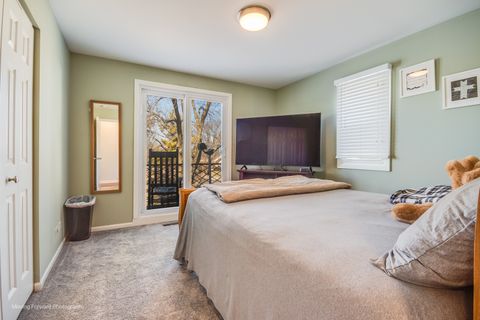 Tiny photo for 133 Rivershire Lane, Lincolnshire, IL 60069 (MLS # 12584158)