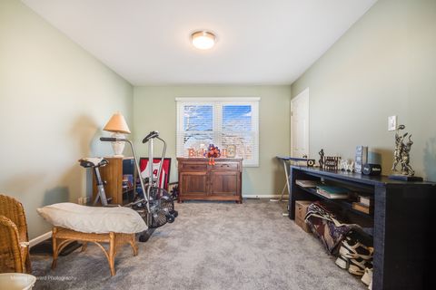 Tiny photo for 133 Rivershire Lane, Lincolnshire, IL 60069 (MLS # 12584158)