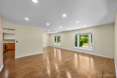 Tiny photo for 4145 Winston Drive, Hoffman Estates, IL 60192 (MLS # 12685699)