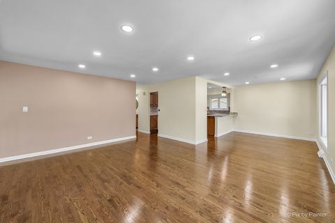 Tiny photo for 4145 Winston Drive, Hoffman Estates, IL 60192 (MLS # 12685699)