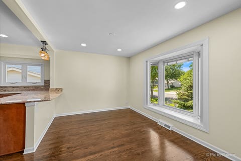 Tiny photo for 4145 Winston Drive, Hoffman Estates, IL 60192 (MLS # 12685699)