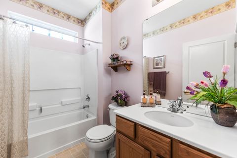 Tiny photo for 13184 Oakwood Avenue, Huntley, IL 60142 (MLS # 12468413)