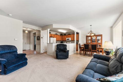Tiny photo for 13184 Oakwood Avenue, Huntley, IL 60142 (MLS # 12468413)