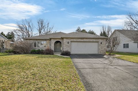 Photo of 420 Windsor Drive, Oswego, IL 60543 (MLS # 12611381)