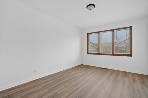 Tiny photo for 420 Windsor Drive, Oswego, IL 60543 (MLS # 12611381)