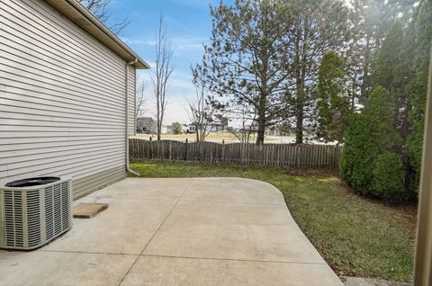 Tiny photo for 420 Windsor Drive, Oswego, IL 60543 (MLS # 12611381)