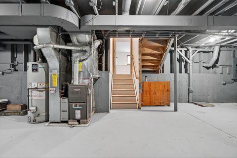 Tiny photo for 420 Windsor Drive, Oswego, IL 60543 (MLS # 12611381)