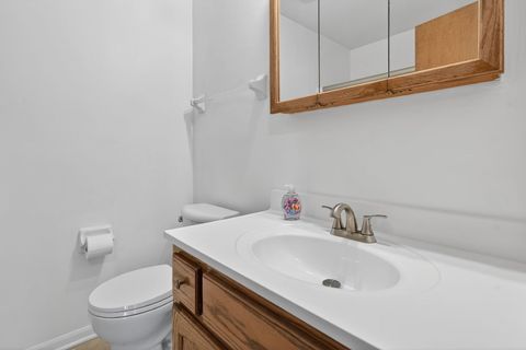 Tiny photo for 420 Windsor Drive, Oswego, IL 60543 (MLS # 12611381)