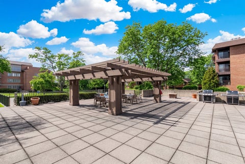Tiny photo for 49 Park Lane #49, Park Ridge, IL 60068 (MLS # 12761827)