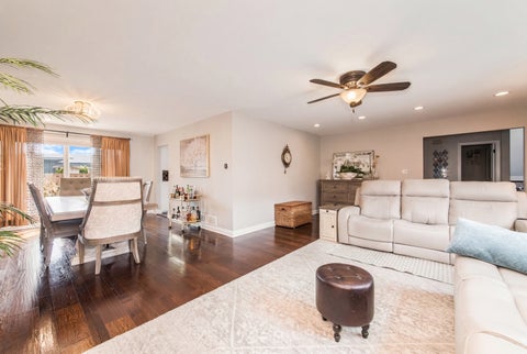Tiny photo for 49 Park Lane #49, Park Ridge, IL 60068 (MLS # 12761827)