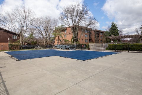 Tiny photo for 49 Park Lane #49, Park Ridge, IL 60068 (MLS # 12761827)