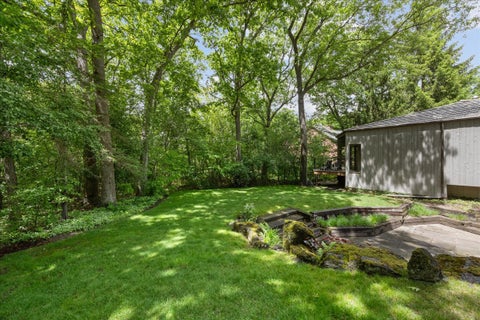 Tiny photo for 550 S Green Bay Road, Lake Forest, IL 60045 (MLS # 12666669)