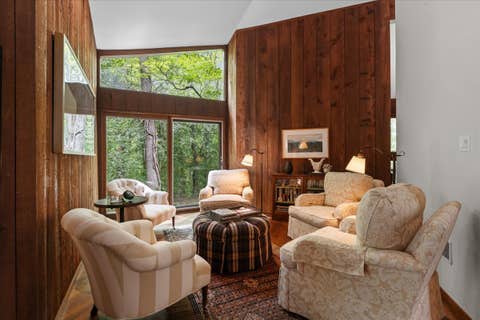 Tiny photo for 550 S Green Bay Road, Lake Forest, IL 60045 (MLS # 12666669)