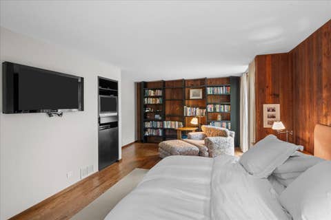 Tiny photo for 550 S Green Bay Road, Lake Forest, IL 60045 (MLS # 12666669)