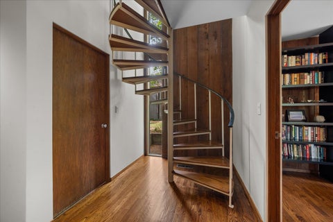 Tiny photo for 550 S Green Bay Road, Lake Forest, IL 60045 (MLS # 12666669)