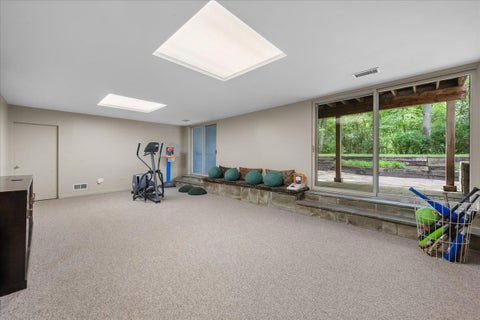 Tiny photo for 550 S Green Bay Road, Lake Forest, IL 60045 (MLS # 12666669)