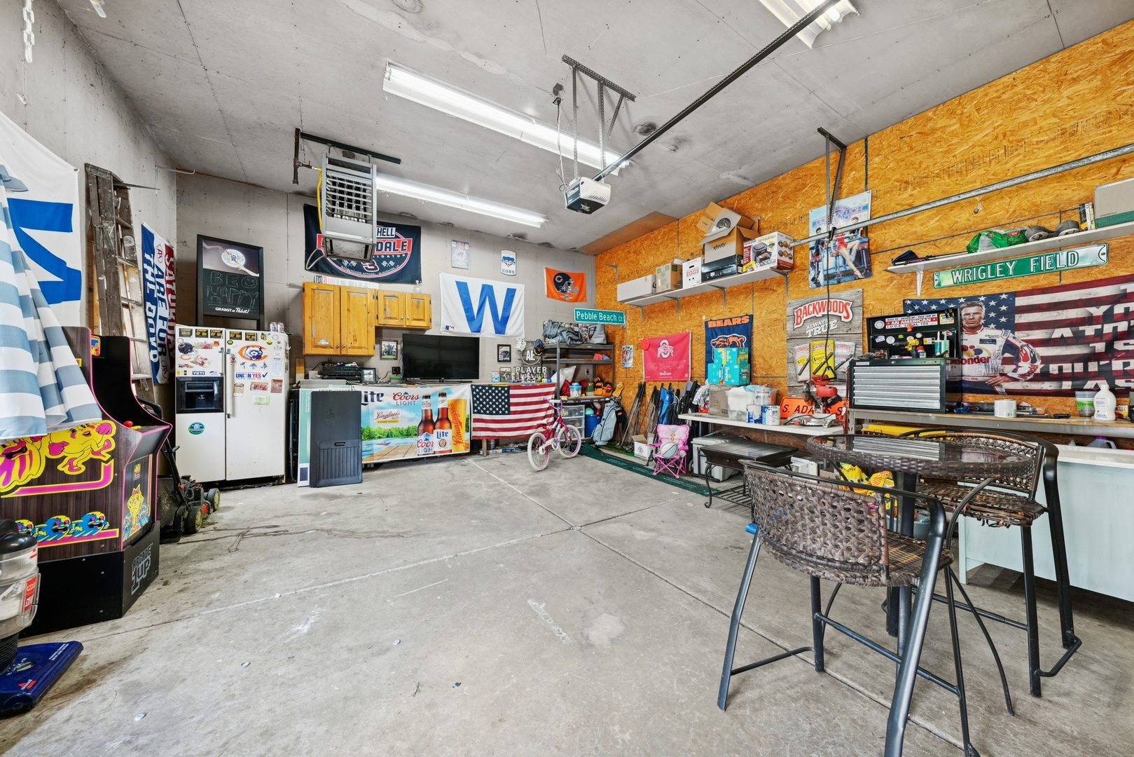 Oswego, Illinois 60543, United States, 2 Bedrooms Bedrooms, ,1 BathroomBathrooms,Residential,Active,190636