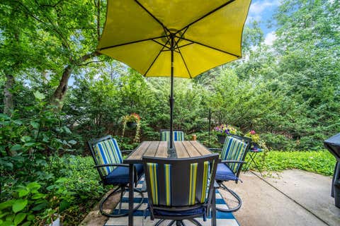 Tiny photo for 525 Linden Court, Geneva, IL 60134 (MLS # 12707101)